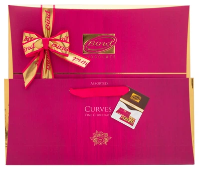 Цукерки шоколадні асорті в рожевій коробці Curves Fine Chocolate Bind 320 г (18664451)