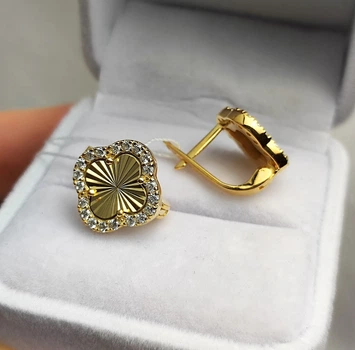 Серебряные серьги 925 в стиле Van Cleef Ван Клиф клевер с алмазной гравировкой в позолоте (СТ-805грп)