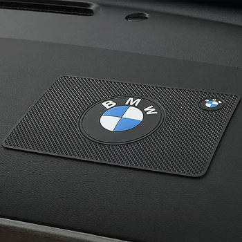 Коврик антискользящий силиконовый на торпедо с эмблемой BMW БМВ Leader 20x13 см черный (2112)
