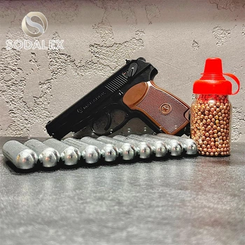 Пневматичний пістолет Umarex Legends Makarov + кульки 1000 шт. та балони СО2