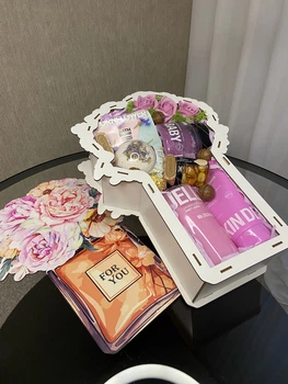 Подарунковий бокс «For You» з косметикою, солодощами та бомбочкою для ванни