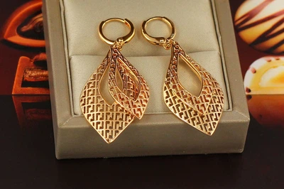 Серьги подвески Xuping Jewelry двойной миндаль 5,2 см золотистые