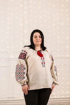 Вишита жіноча сорочка Etnovyshyvka "Оберіг Роду" з геометричним орнаментом L