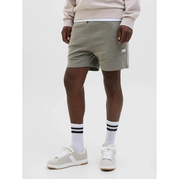 Шорти чоловічі JACK & JONES 12186750 XS smokey olive