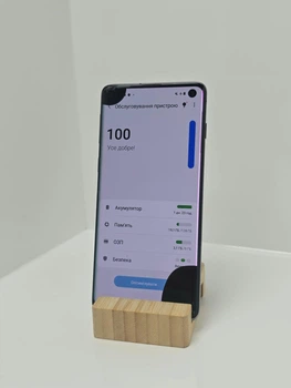 Смартфон Samsung S10 G973F/DS 8/128 скол (Б/в)