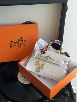 Сумка Hermes Kelly с платком белый