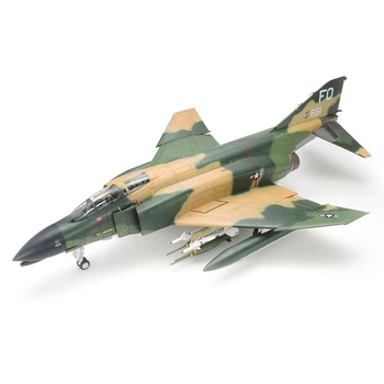 Пластиковая сборная модель Tamiya самолет 1:32 F-4 C:D Phantom II 60305