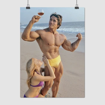 Постер Арнольд Шварценеггер с женой и бокалом, Arnold Schwarzenegger, A2 60×43 см (id5421)