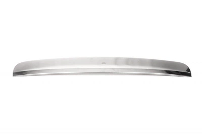 Накладка над номером для Nissan Qashqai 2007-2010 (з кнопкою, нержавіюча сталь) V1