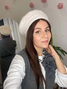Берет жіночий теплий з вовни альпака кремовий