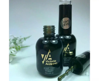 Гель-лак Котяче око Victoria Avdeeva 9D Cat Eye №001, 10 мл салатовий