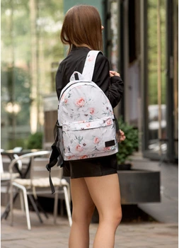 Женский Рюкзак Sambag Brix PJT с цветочным белым принтом.