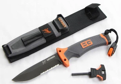 Ніж туристичний з ножнами Gerber Bear Grylls Ultimate + кресало (250 мм) 31-000902