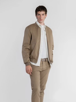Бомбер чоловічий бежевий з бавовняної тканини Arber Varsity Jacket KR41 58 зріст 6 бежевий (M08.04.16.531)