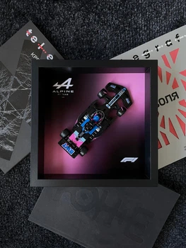 Рамка для колекціонування LEGO Speed Champions BWT Alpine F1 Team із фоном та склом