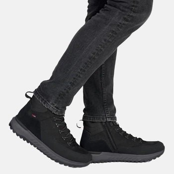 Зимові черевики