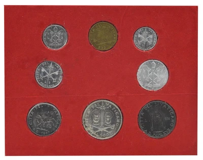 Набор монет Ватикан набор из 8 монет 1967 AU-UNC 1, 2, 5, 10, 20, 50, 100, 500 (серебро) лир