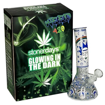 Бонг Glowing In The Dark Sanchez 20 см