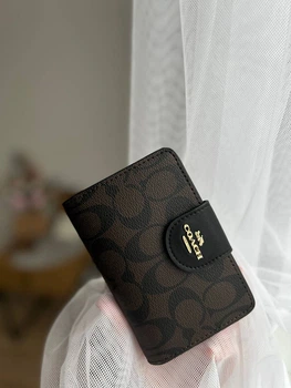 Кошелек coach medium corner zip wallet натуральная кожа + подарочная упаковка