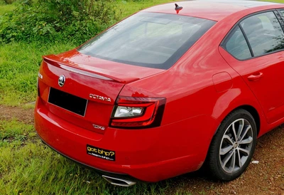 Спойлер DPT V-4 (черный глянец) для Skoda Octavia III A7 (2013-2019 гг), аэродинамический спойлер для Octavia