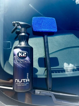 Набор для очистки стекла K2 PRO (Очиститель для стекол Nuta Pro 1л + Щетка для стекла)