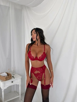 Комплект женского белья с поясом и чулками SM2392ss Simply sexy бордовый S