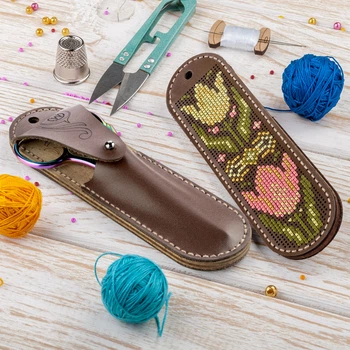 Набір для створення чохла для ножиць «Тюльпани» Wonderland Crafts FLTL-068