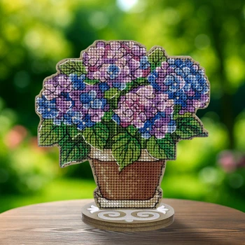 Набор для вышивания нитками на деревянной основе «Гортензия» Wonderland Crafts FLW-073