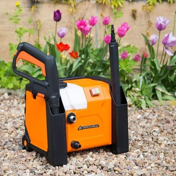 Мойка высокого давления Yard Force EW U13 135 BAR 1800W