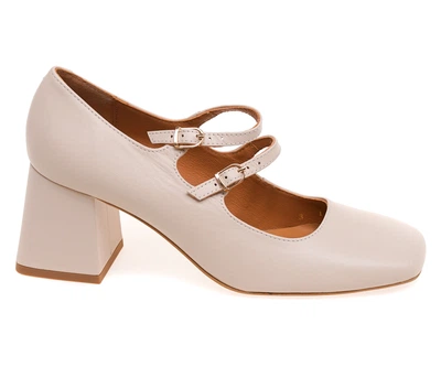 Туфлі жіночі Bravo Moda 0267/MUSTANG BEIGE 37 Бежевий