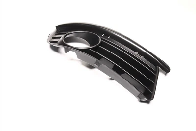 Решетка бамп. пер. пра. VW JETTA III 06- (пр-во TEMPEST) 051 0601 910 Tempest (0510601910)