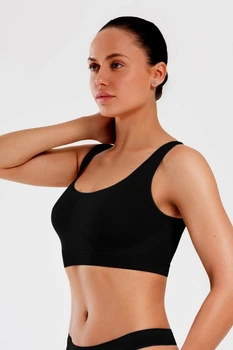 Топ з м'якою чашкою Giulia 46/48(L/XL) Чорний (123209)