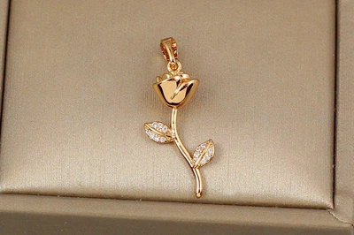 Кулон Xuping Jewelry золотая роза 2,4 см золотистый