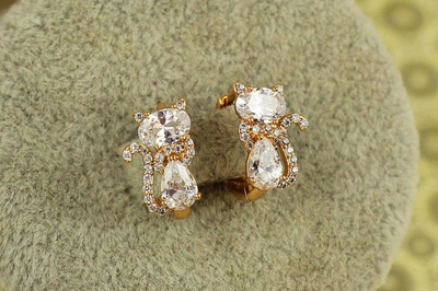 Серьги детские Xuping Jewelry котики с шарфом 1,3 см золотистые
