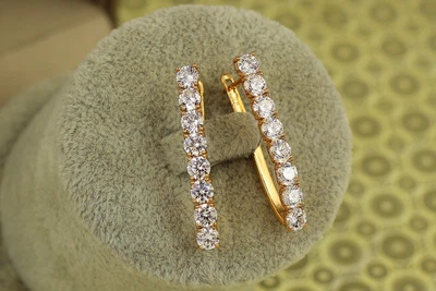 Серьги Xuping Jewelry дорожка с крупными белыми камнями 3,3 см золотистые