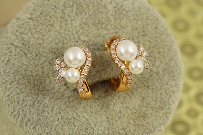 Серьги Xuping Jewelry Дуэт жемчужин 1,6 см золотистые