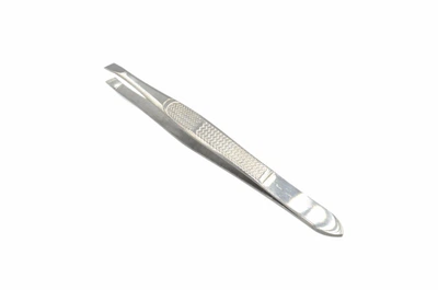 Пинцет для бровей косметический профессиональный Beauty LUXURY P-11 скошенный сталь