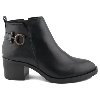 Ботинки на каблуке Casual negro (4025_39) черная кожа