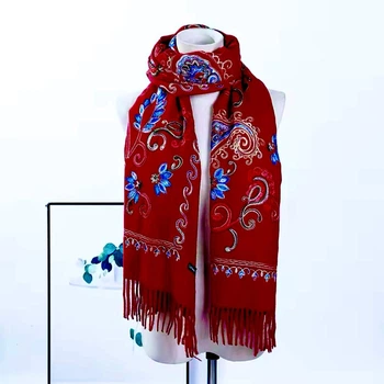 Зимний кашемировый шарф Boutique embroidery с вышивкой 190х72см Бордовый