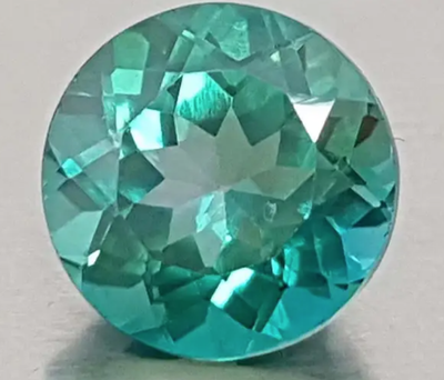 Натуральный Топаз 2.35 ct. 8 x 8 x 6mm