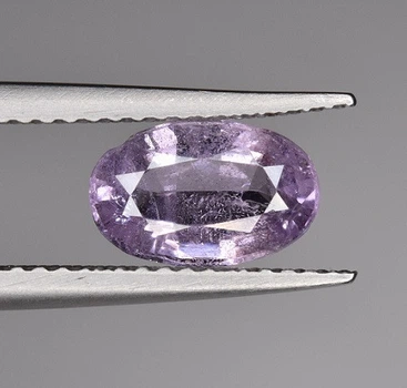Натуральная Шпинель 1,35 Ct. 8.84 x 5.66 x 3.62mm