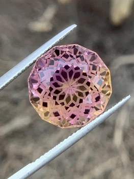 Натуральный Двухцветный Аметрин 12.8 ct 14.8 x 14.8 x 11mm