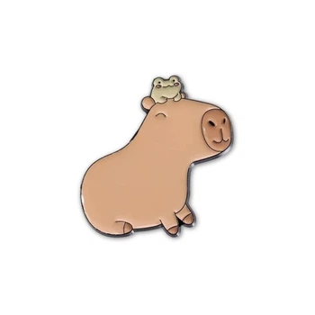 Брошь-значок BROCHE бижутерия Животные Капибара с лягушонком коричневая BRGV114265