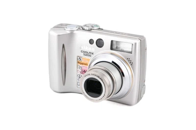 Фотоаппарат Nikon coolpix 5200 - Б/У