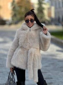 Fashions • Кожик під песця Leona Fashions 48 молоко (016)