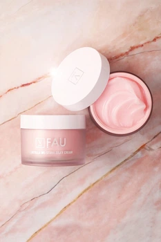 Заживляющий гель с центеллой азиатской FAU CENTELLA MOISTURE SILKY CREAM 210 г