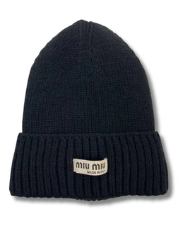 Женская зимняя шапка на флисе нашивка MIU One-size Черный