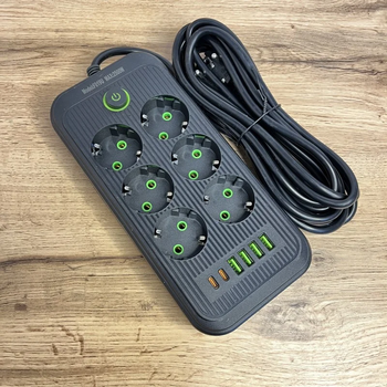 Удлинитель с 6 розетками 4 USB-A 2 USB-C портами 2500W 5 метров