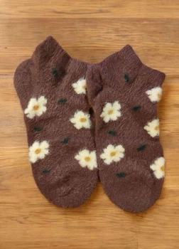 Жіночі короткі шкарпетки з хутром норки Winter Flowers (1967-01) Коричневий 36-41 No Brand
