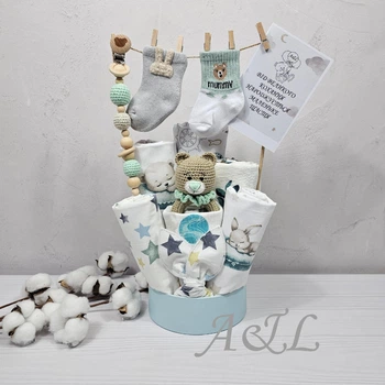 Букет подарков для малышей с пеленок и аксессуаров a.l.babybox Магия звездочек 2